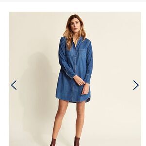 Hatley blue lightweight denim jean dress.  Size M
